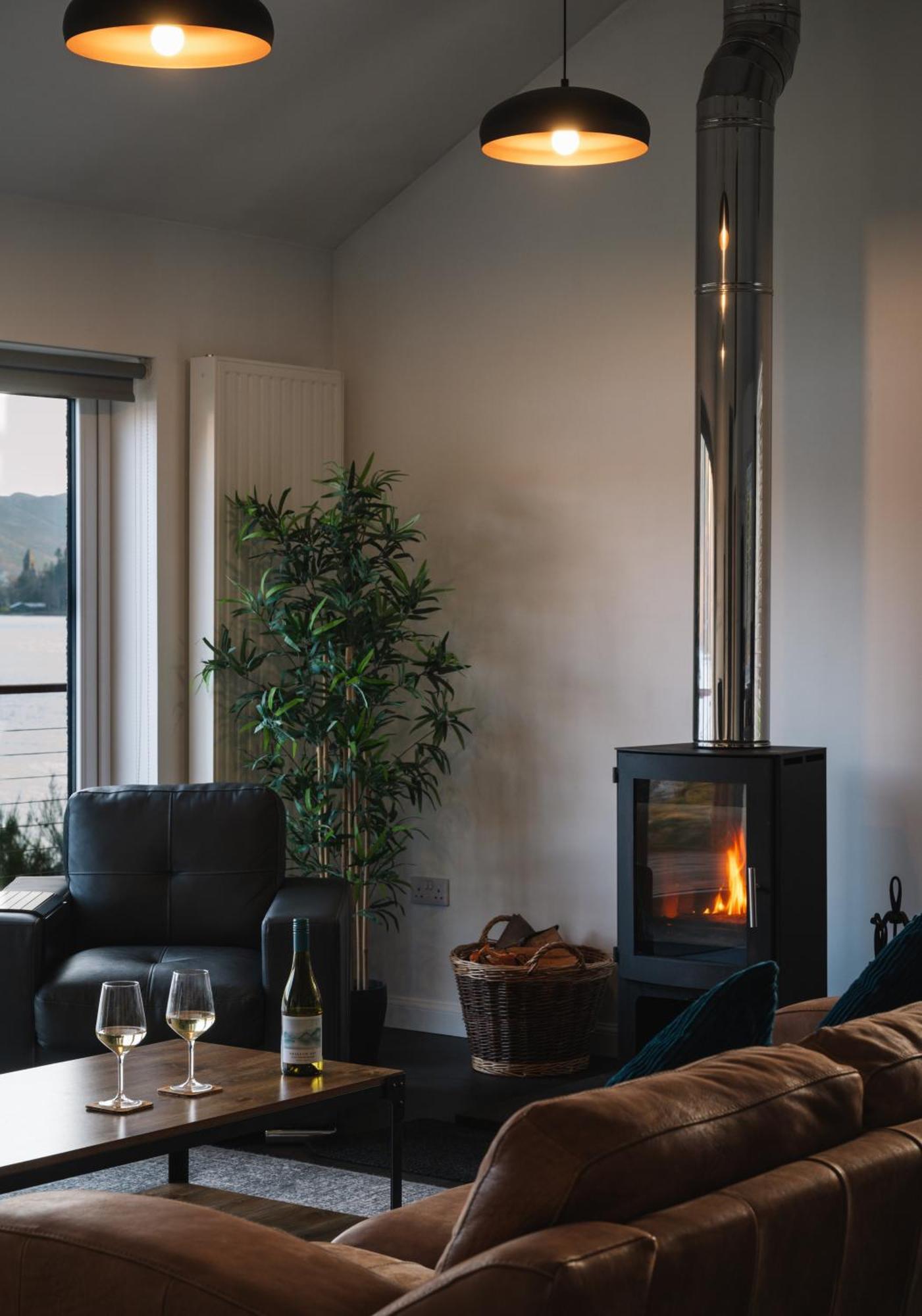 Shoreland Lodges - Cherry Lodge Fort Augustus Exterior photo